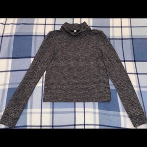 Lulu cropped turtleneck sweater